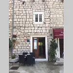 Apartman Knezovic